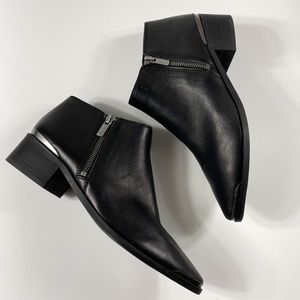 Lucky Brand Black Zipper Ankle Pointy Booties Size 9